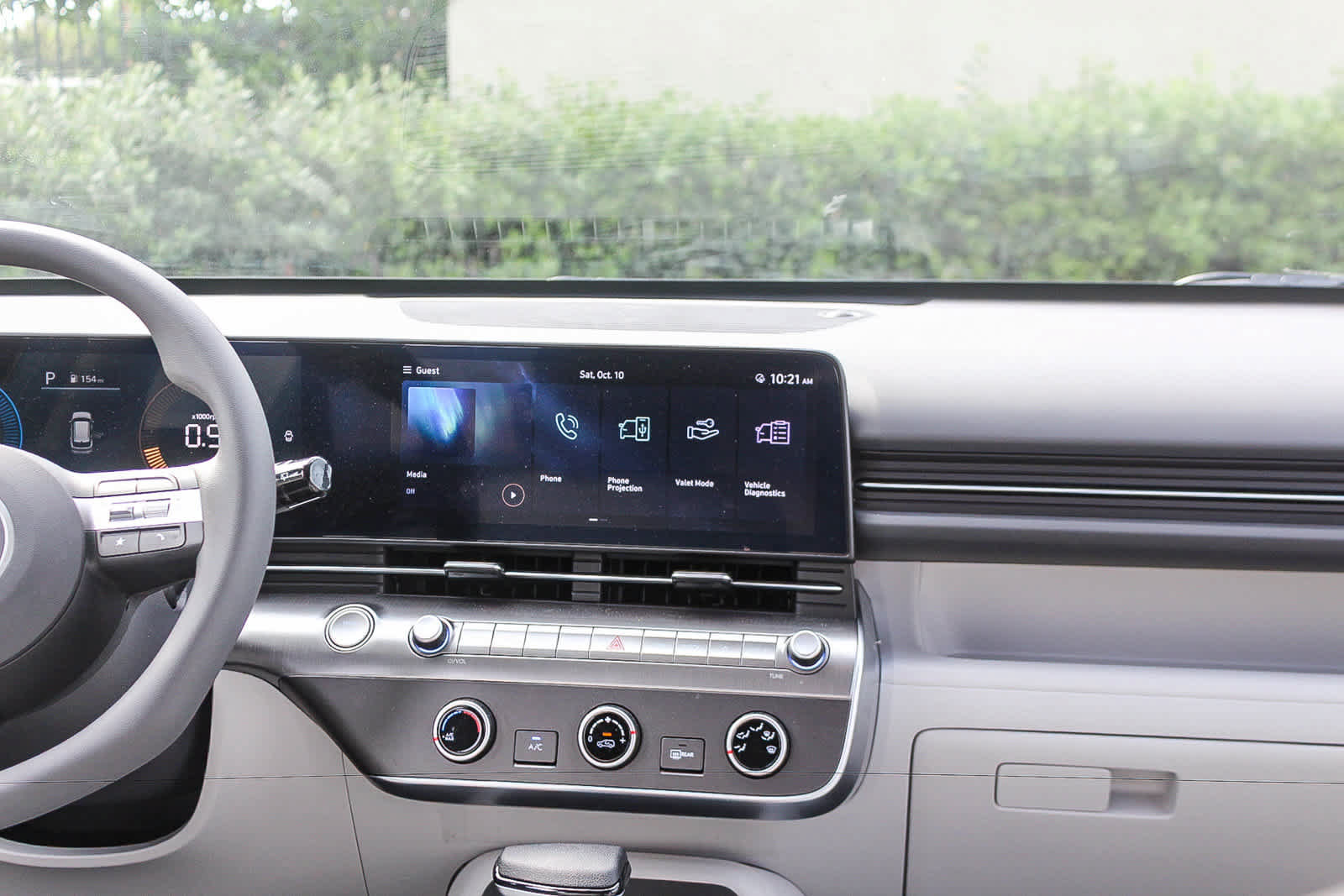 Used 2024 Hyundai Kona SE FWD image 14