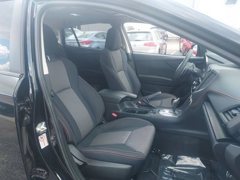 Used 2020 Subaru Crosstrek 2.0i Premium w/ Moonroof Package 2 AWD/4WD image 3