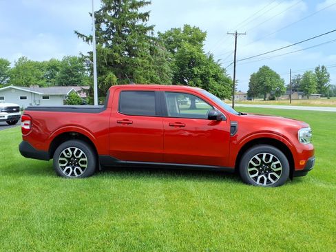 Used 2024 Ford Maverick Lariat w/ 4K Tow Package AWD/4WD image 2