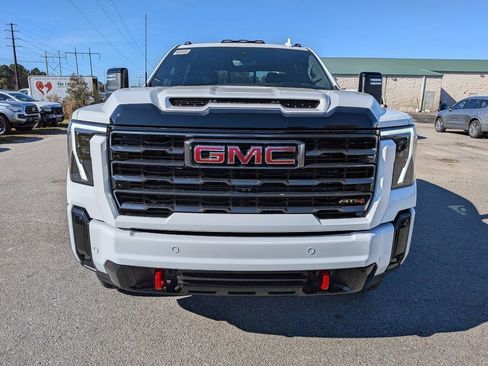 New 2026 GMC Sierra 2500 AT4 w/ AT4 Premium Plus Package image 9