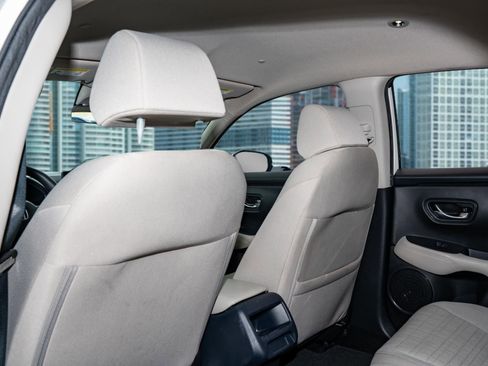 Certified 2023 Honda HR-V LX image 17