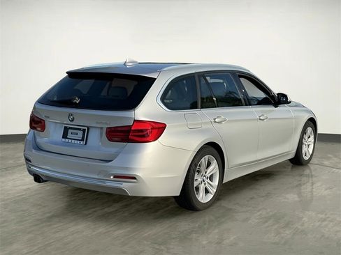 Used 2016 BMW 328i xDrive Wagon image 10