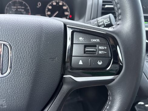 Used 2025 Honda Odyssey EX-L image 24