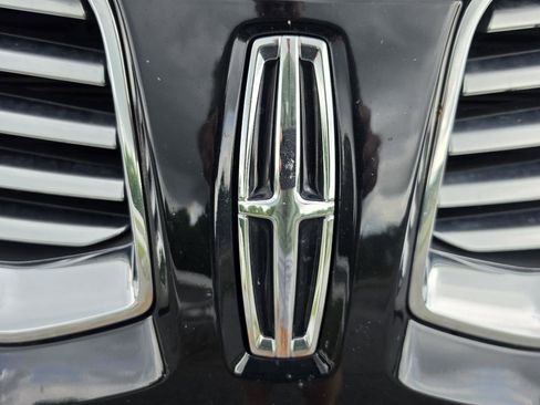 Used 2018 Lincoln MKX Premiere FWD image 24