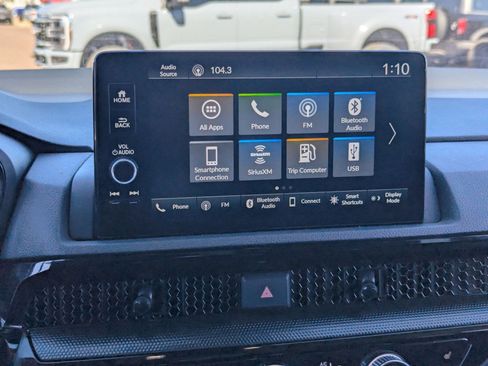 Used 2025 Honda CR-V EX-L image 18