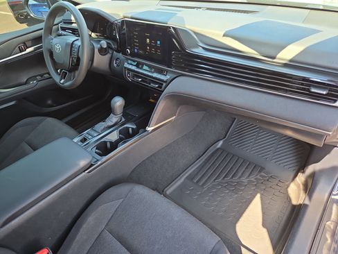 Certified 2025 Toyota Camry LE FWD image 17