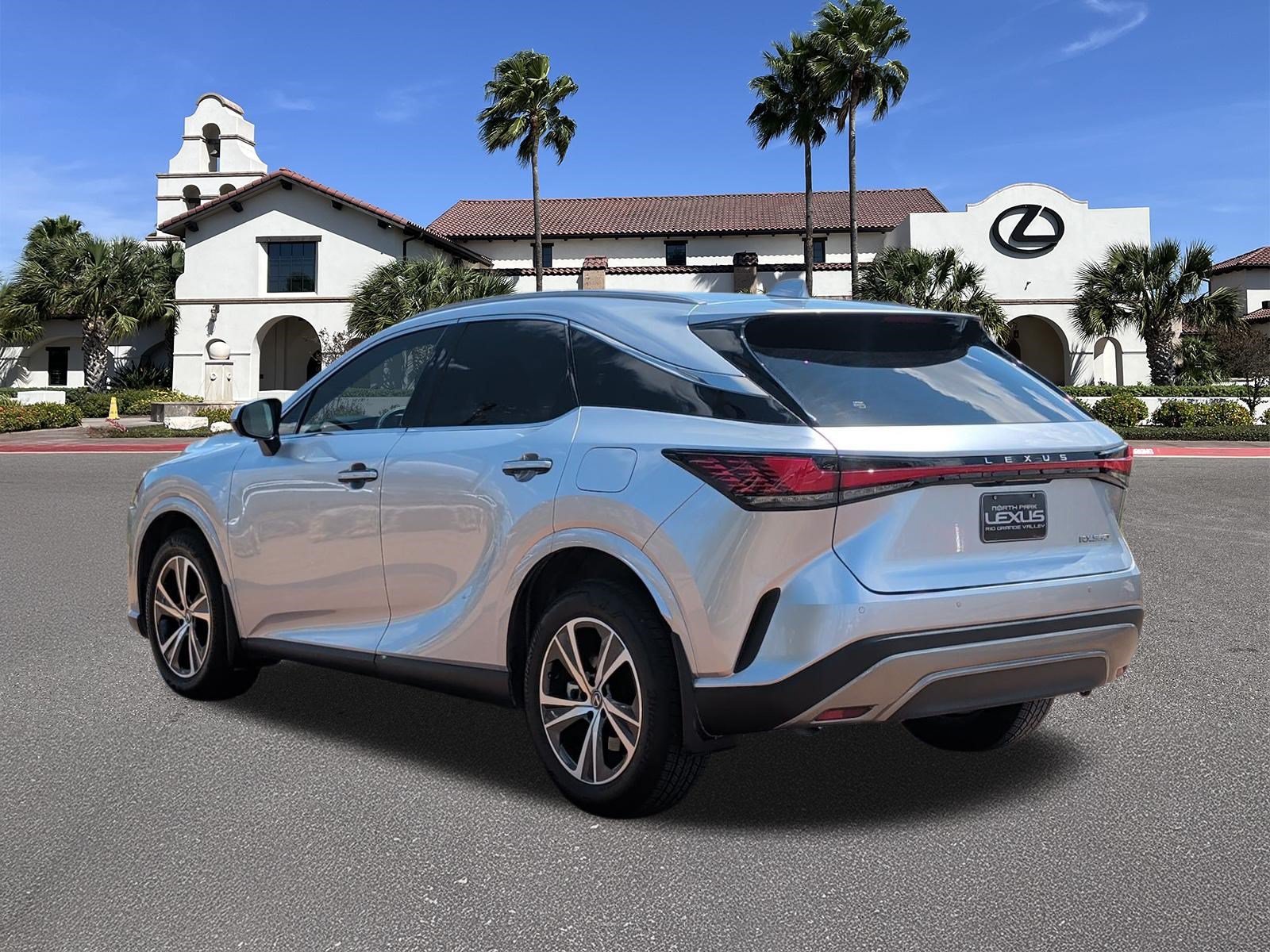 Certified 2025 Lexus RX 350 Premium w/ Accessory Package FWD image 4