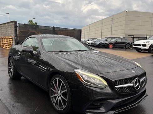 Used 2017 Mercedes-Benz SLC 43 AMG image 3