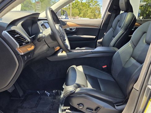 Used 2019 Volvo XC90 T6 Inscription w/ Protection Package Premier AWD/4WD image 10