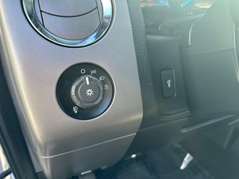 Used 2016 Ford Expedition Platinum AWD/4WD image 11