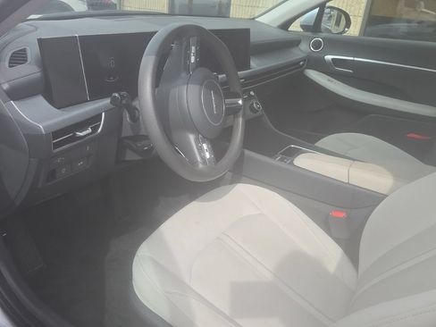 Used 2025 Hyundai Sonata SEL FWD image 7