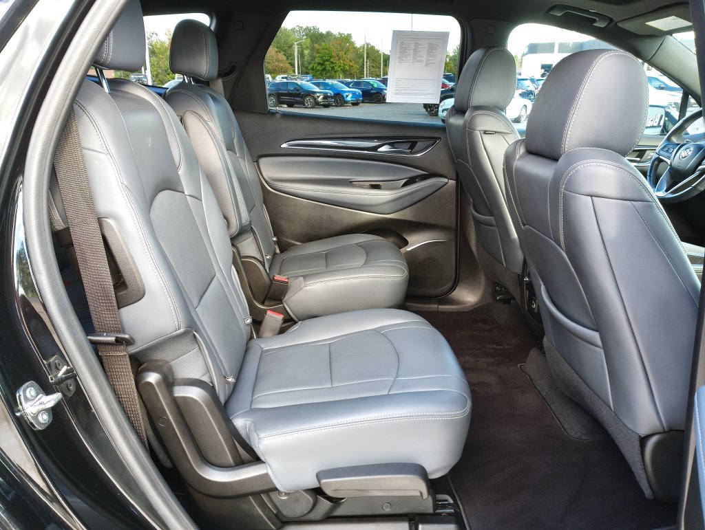 Used 2023 Buick Enclave Essence w/ Experience Buick Package AWD/4WD image 12