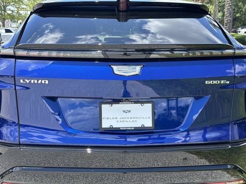 Used 2026 Cadillac Lyriq Sport AWD/4WD image 10
