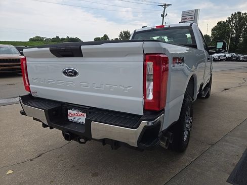 Used 2024 Ford F350 XL w/ FX4 Off-Road Package AWD/4WD image 11
