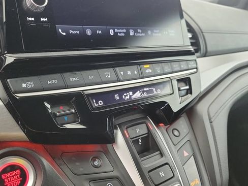 Used 2025 Honda Odyssey Sport-L image 30
