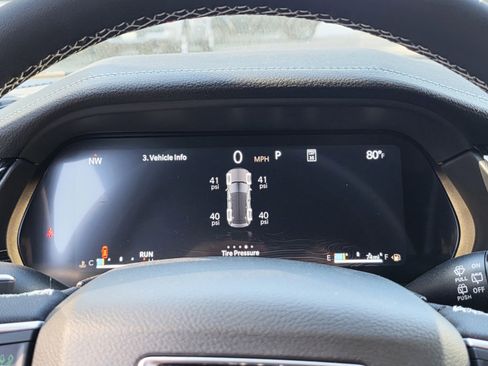 New 2026 Jeep Grand Cherokee Altitude image 13