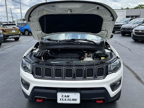 Used 2020 Jeep Compass Trailhawk AWD/4WD image 19
