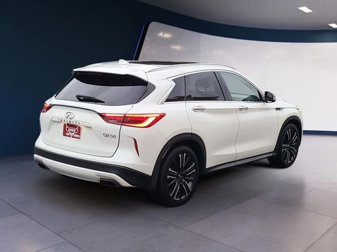 Used 2021 INFINITI QX50 Luxe w/ Appearance Package image 5
