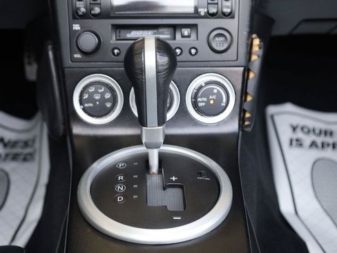 Used 2004 Nissan 350Z Touring RWD image 35