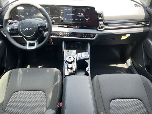 New 2025 Kia Sportage LX AWD/4WD image 3