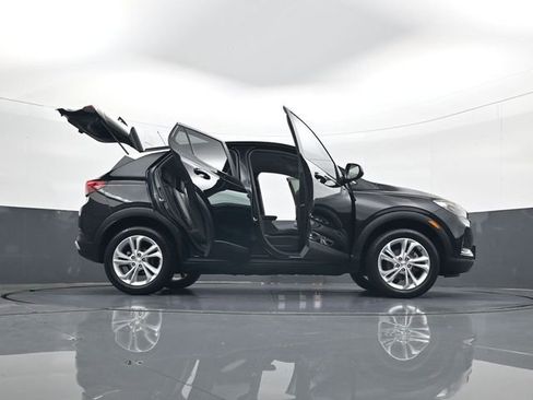 Used 2022 Buick Encore GX Preferred w/ Cold Weather Comfort Package AWD/4WD image 33
