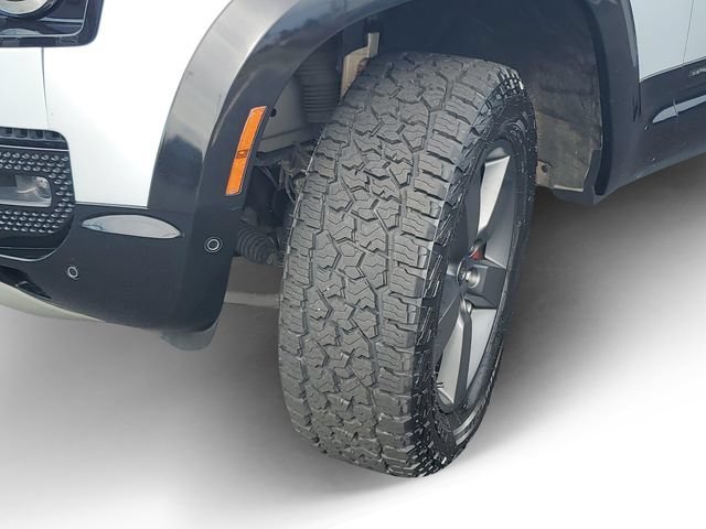 Used 2022 Land Rover Defender 90 X AWD/4WD image 35