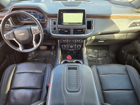 Used 2024 Chevrolet Suburban Premier AWD/4WD image 11