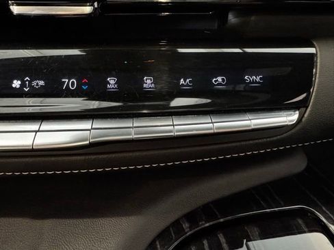 Used 2021 Cadillac Escalade Sport w/ Driver Assist Tech Package image 18