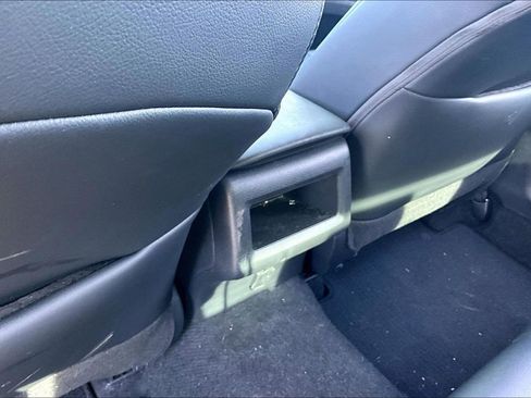 Used 2024 Toyota Camry SE FWD image 10