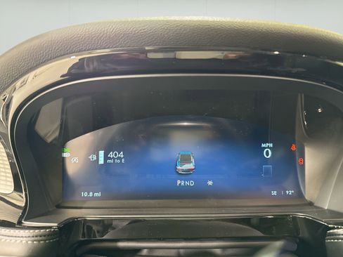 New 2026 Lincoln Corsair Premiere FWD image 16