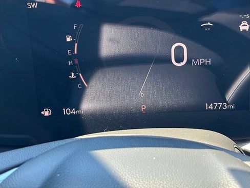 Used 2024 Buick Encore GX Avenir w/ Avenir Technology Package FWD image 36
