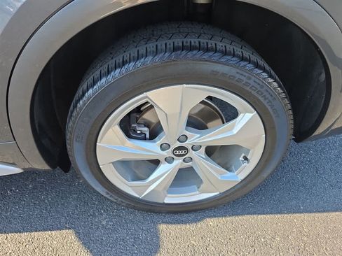 Used 2021 Audi Q5 Prestige AWD/4WD image 46