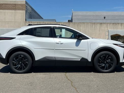 New 2026 Toyota C-HR AWD/4WD image 8