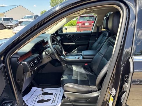 Used 2023 Lincoln Aviator Reserve w/ Elements Package Plus AWD/4WD image 9