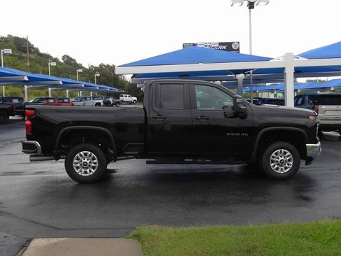 Used 2025 Chevrolet Silverado 2500 LT image 23