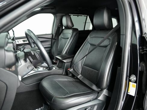 Used 2020 Ford Explorer Limited AWD/4WD image 49
