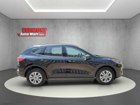 Used 2022 Ford Escape S AWD/4WD image 9