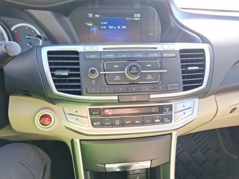 Used 2015 Honda Accord EX image 26