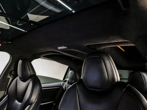 Used 2020 Tesla Model X Long Range AWD/4WD image 6