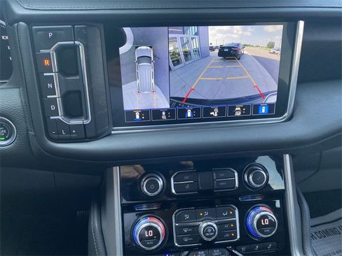 Used 2021 GMC Yukon XL Denali w/ Denali Ultimate Package image 33