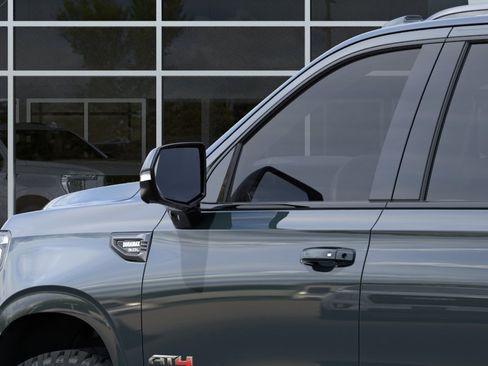 New 2026 GMC Yukon XL AT4 AWD/4WD image 12