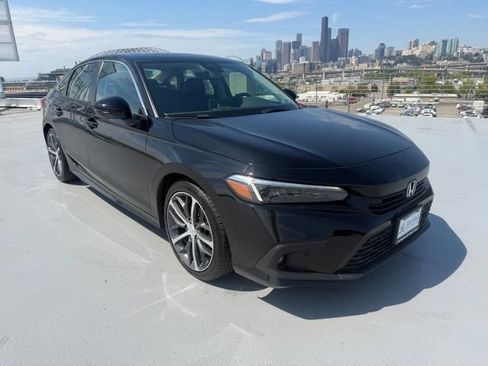 Used 2024 Honda Civic Touring image 1