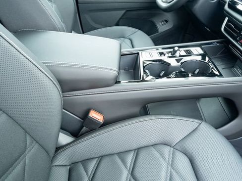 New 2026 Volkswagen Atlas SE FWD image 45