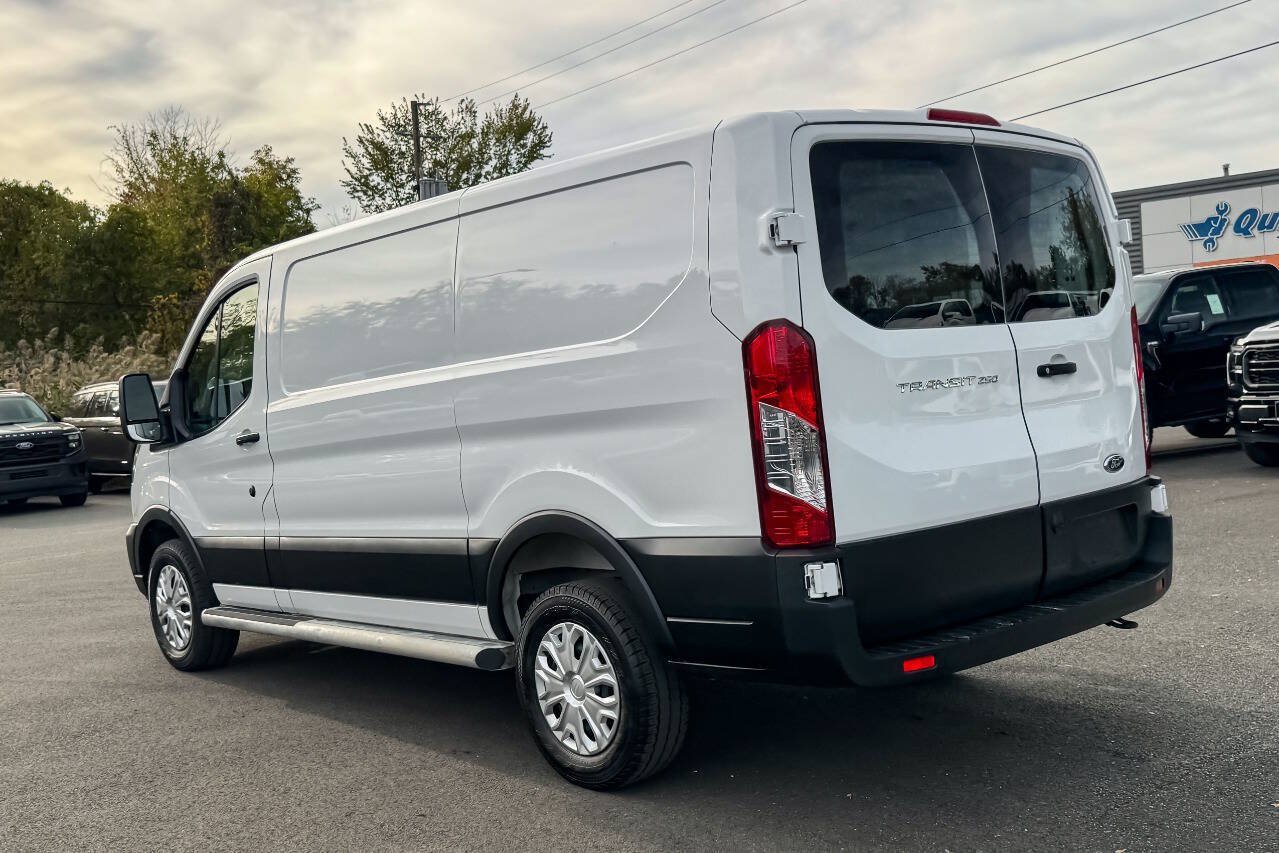 Used 2025 Ford Transit 250 Low Roof w/ Exterior Upgrade Package RWD image 5