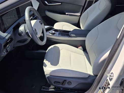 Certified 2024 Kia EV6 Wind AWD/4WD image 11