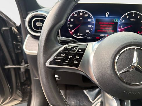 Used 2024 Mercedes-Benz C 300 C 300 Sedan image 48