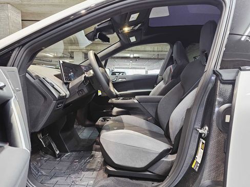 New 2026 BMW iX xDrive45 w/ M Sport Package image 23