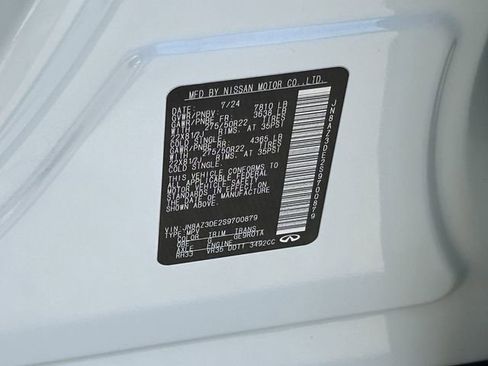 Certified 2025 INFINITI QX80 Sensory w/ Exterior Package image 30