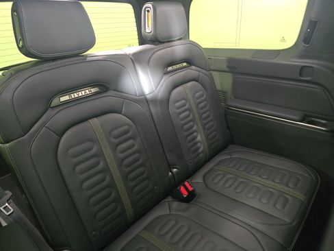 Used 2024 Rivian R1S Adventure AWD/4WD image 25