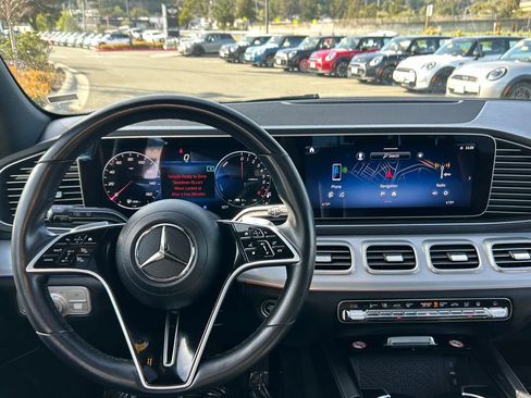 Used 2024 Mercedes-Benz GLE 450e 4MATIC image 17